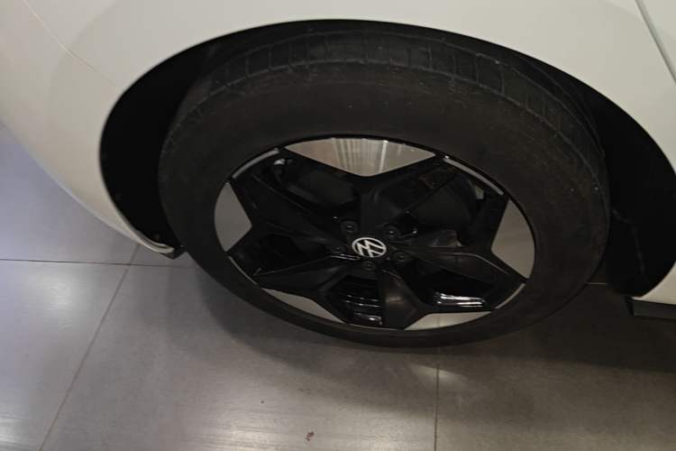 Used Volkswagen ID.3 2025 Revised Version Smart Edition Purely Intelligent Enjoyment Version Right Rear Wheel Hub