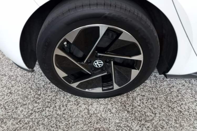 Used Volkswagen ID.3 2025 Smart Edition Ultra-Intelligent Version Right Rear Wheel Hub