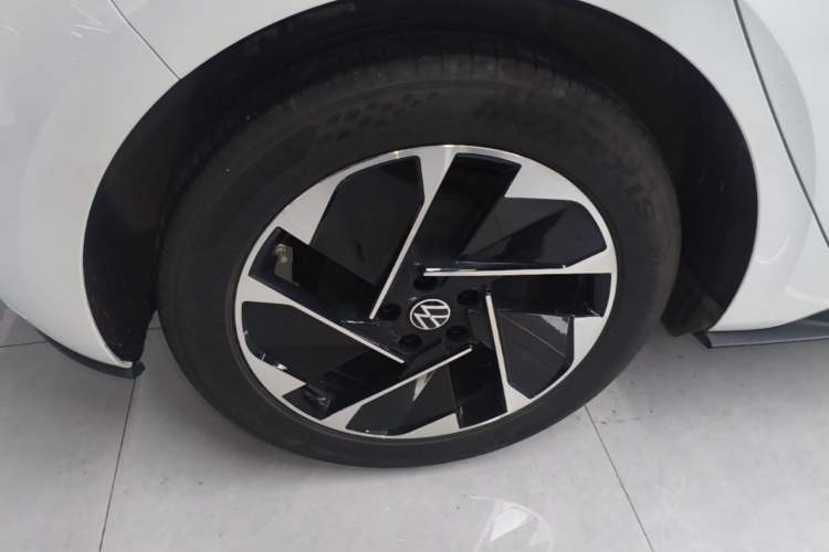 Used Volkswagen ID.3 2025 Smart Edition Ultra-Intelligent Version Right Rear Wheel Hub