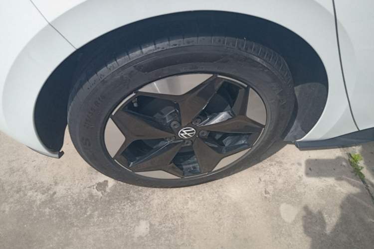 Used Volkswagen ID.3 2025 Revised Version Smart Edition Outstanding Grade Right Rear Wheel Hub