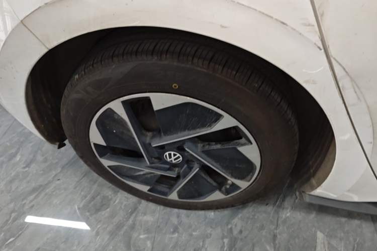 Used Volkswagen ID.3 2025 Smart Version Pure & Intelligent Enjoyment Edition Right Rear Wheel Hub