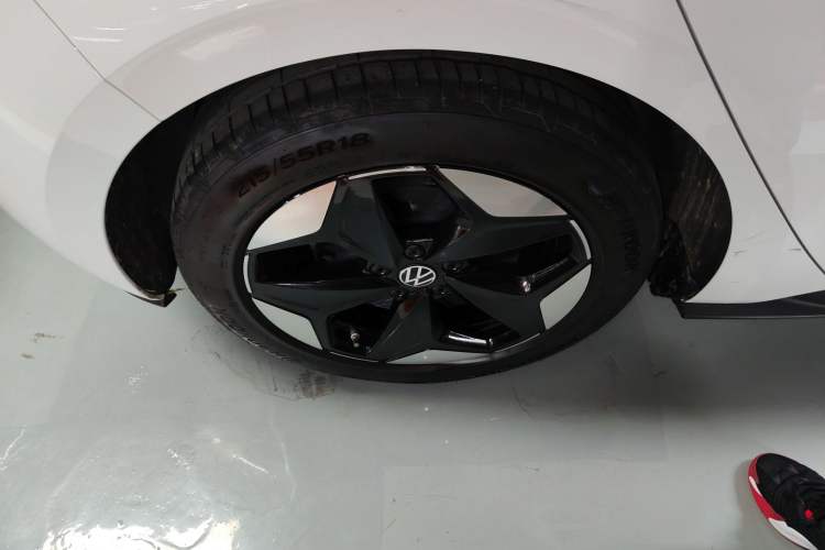 Used Volkswagen ID.3 2025 Revised Version Smart Edition Purely Intelligent Enjoyment Version Right Rear Wheel Hub