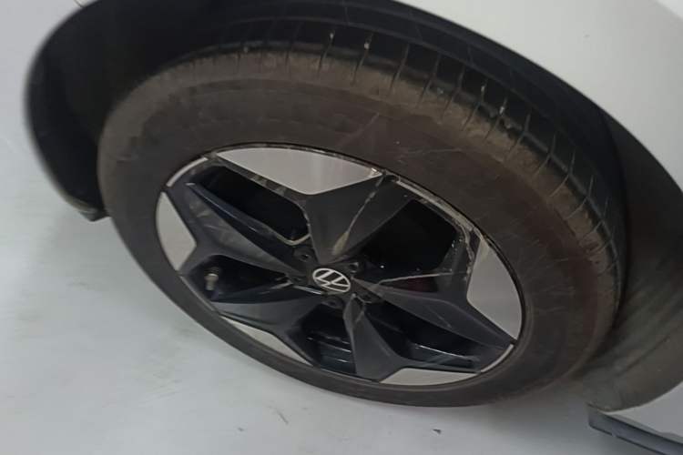 Used Volkswagen ID.3 2025 Revised Version Smart Edition Outstanding Grade Right Rear Wheel Hub