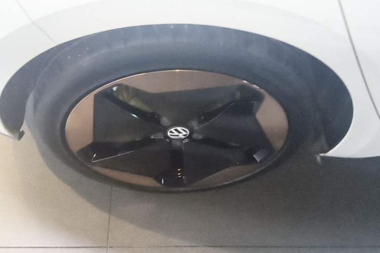Used Volkswagen ID.3 2025 Smart Version Pure & Intelligent Enjoyment Edition Right Rear Wheel Hub