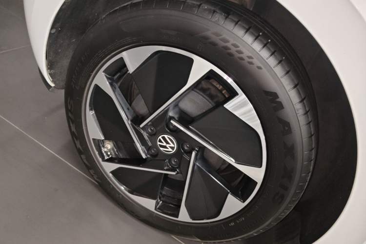 Used Volkswagen ID.3 2025 Smart Edition Ultra-Intelligent Version Right Rear Wheel Hub