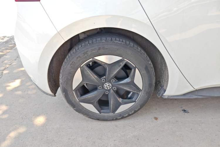 Used Volkswagen ID.3 2025 Revised Version Smart Edition Purely Intelligent Enjoyment Version Right Rear Wheel Hub