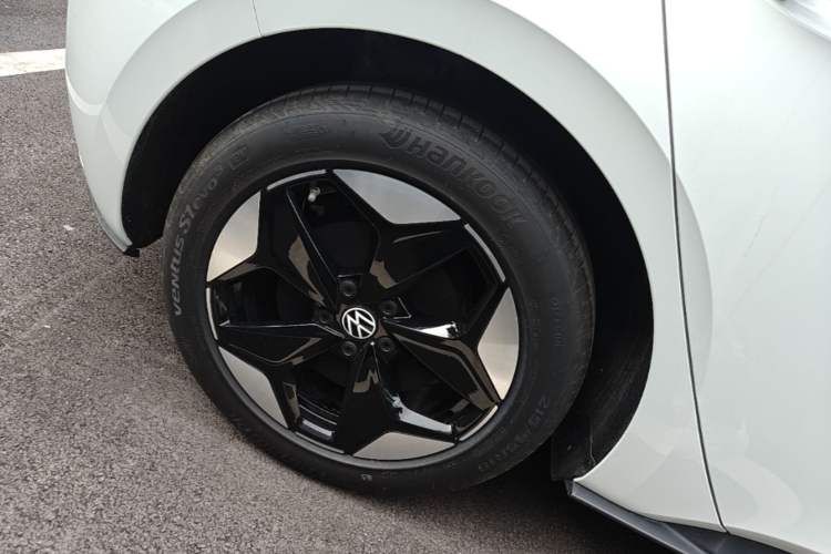 Used Volkswagen ID.3 2025 Revised Version Smart Edition Purely Intelligent Enjoyment Version Right Rear Wheel Hub