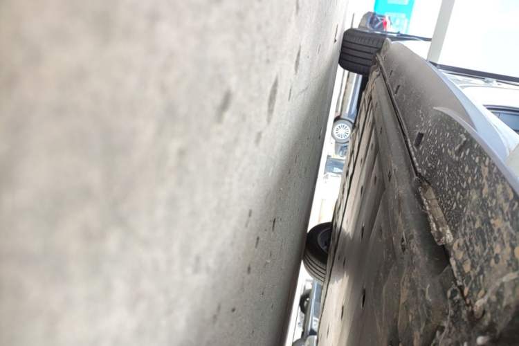 Used Volkswagen ID.3 2025 Smart Edition Outstanding Model Right Side Sill
