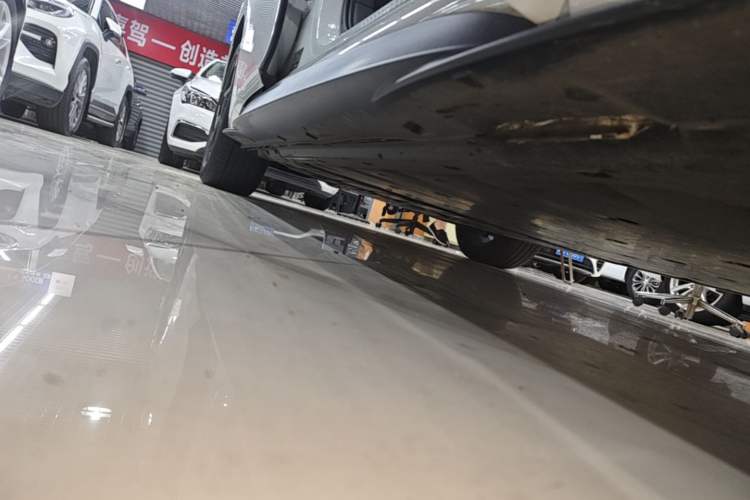 Used Volkswagen ID.3 2025 Smart Edition Outstanding Model Right Side Sill