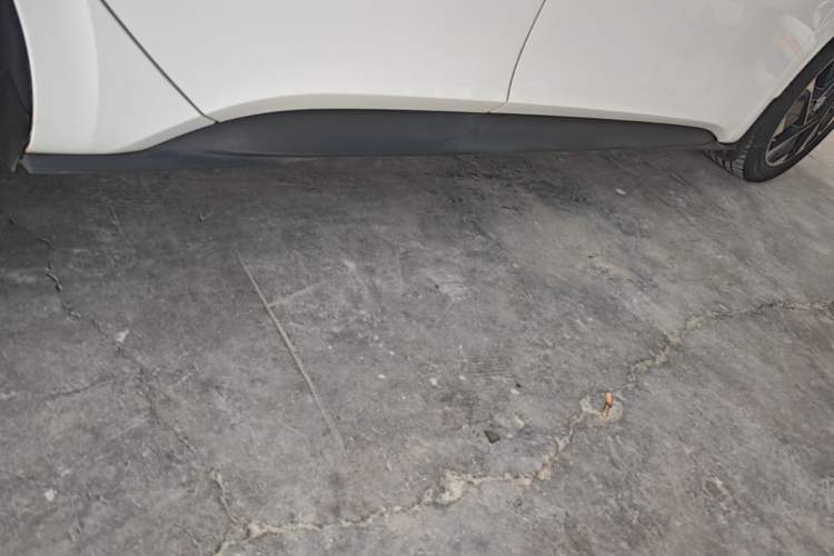 Used Volkswagen ID.3 2025 Smart Edition Outstanding Model Right Side Sill