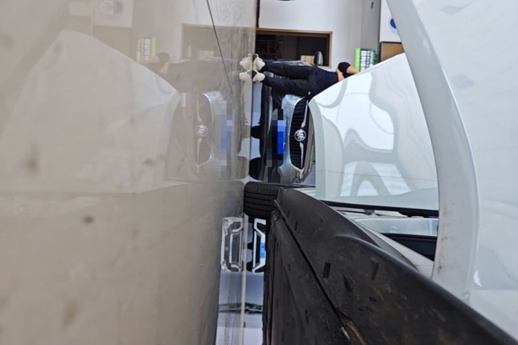 Used Volkswagen ID.3 2025 Smart Edition Outstanding Model Right Side Sill