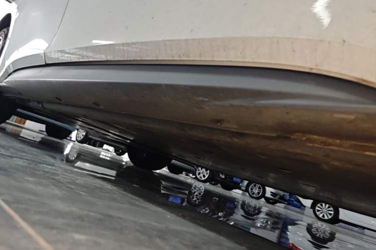 Used Volkswagen ID.3 2025 Smart Version Pure & Intelligent Enjoyment Edition Right Side Sill