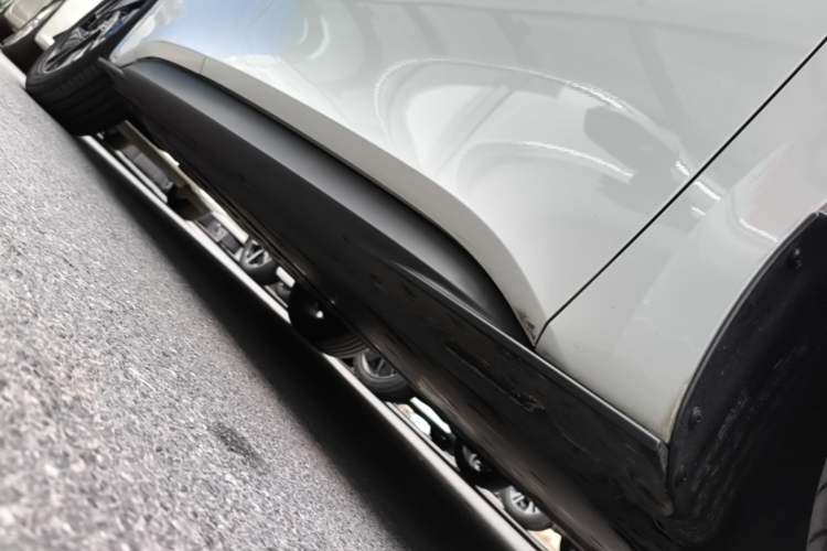 Used Volkswagen ID.3 2025 Smart Edition Outstanding Model Right Side Sill