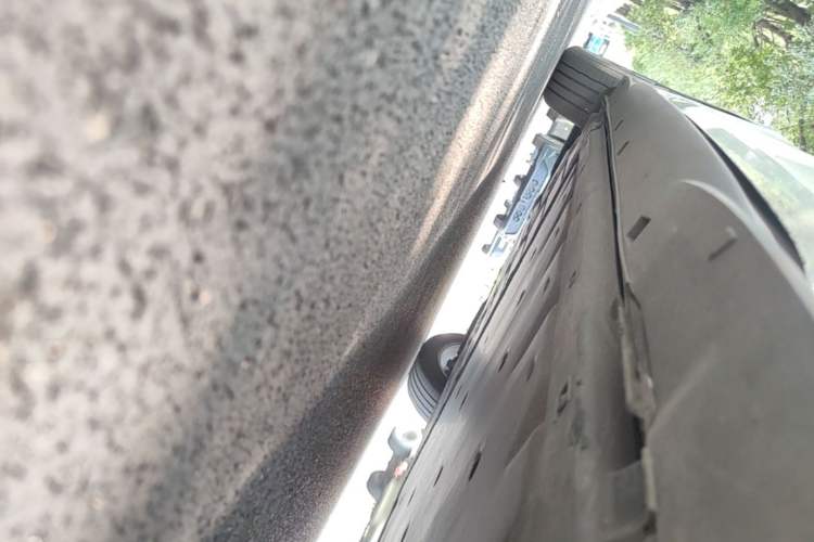 Used Volkswagen ID.3 2025 Smart Edition Ultra-Intelligent Version Right Side Sill