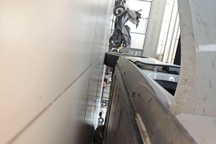 Used Volkswagen ID.3 2025 Smart Edition Outstanding Model Right Side Sill
