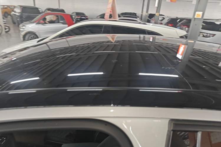 Used Volkswagen ID.3 2025 Smart Model Outstanding Oxygen Edition Roof