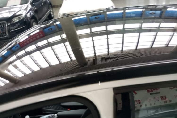 Used Volkswagen ID.3 2025 Smart Edition Outstanding Model Roof