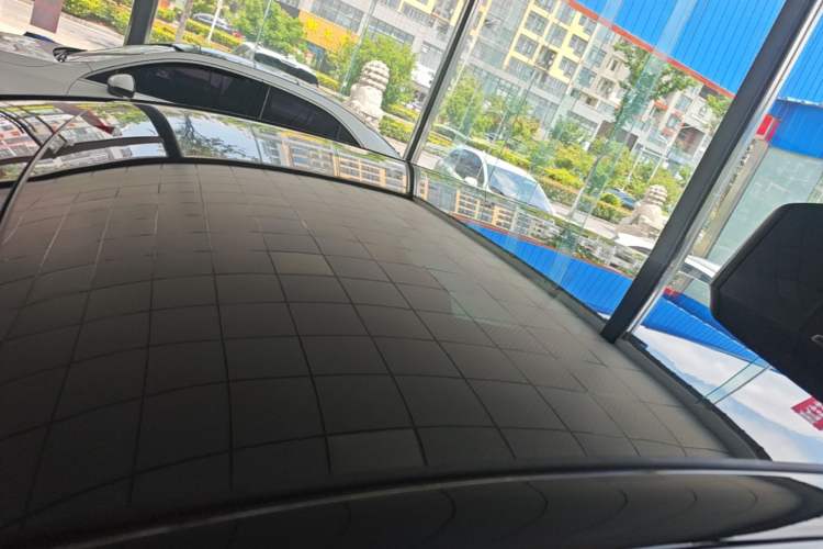 Used Volkswagen ID.3 2025 Smart Model Outstanding Oxygen Edition Roof