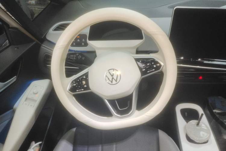 Used Volkswagen ID.3 2025 Smart Edition Ultra-Intelligent Oxygen Version Steering Wheel