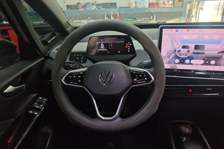 Used Volkswagen ID.3 2025 Smart Edition Outstanding Model Steering Wheel
