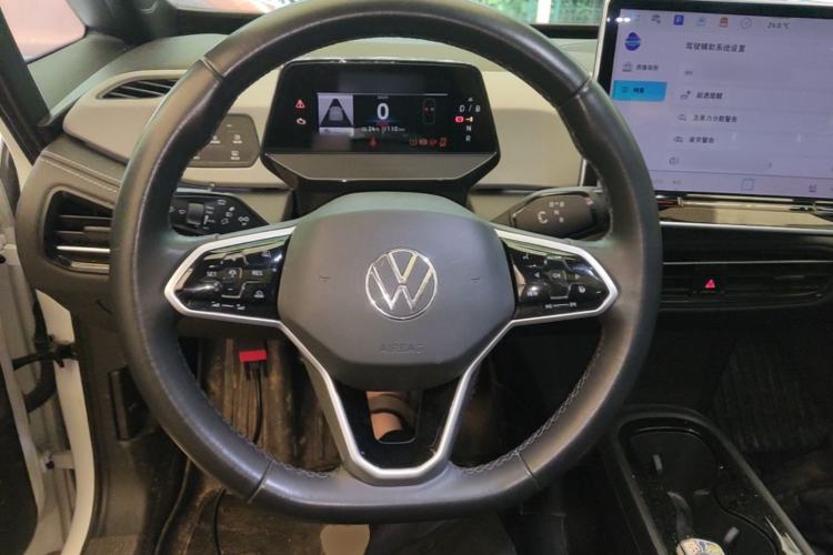 Used Volkswagen ID.3 2025 Smart Edition Outstanding Model Steering Wheel