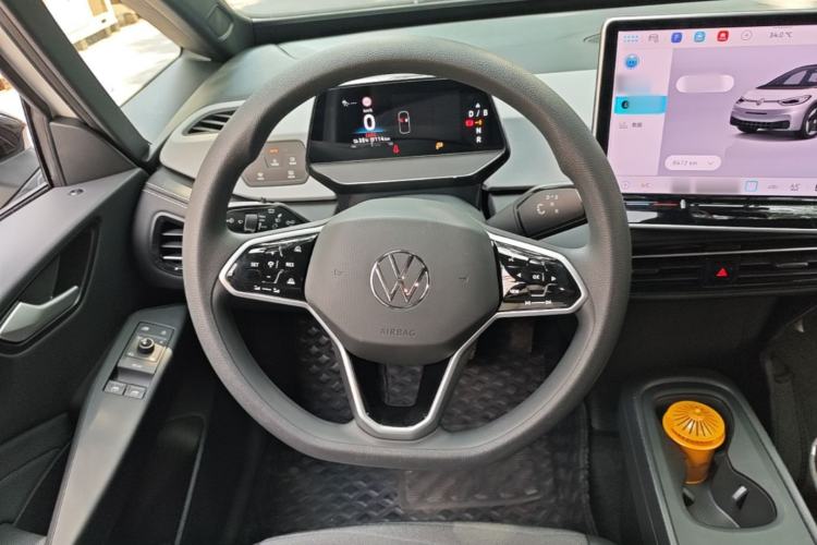 Used Volkswagen ID.3 2025 Smart Version Pure & Intelligent Enjoyment Edition Steering Wheel