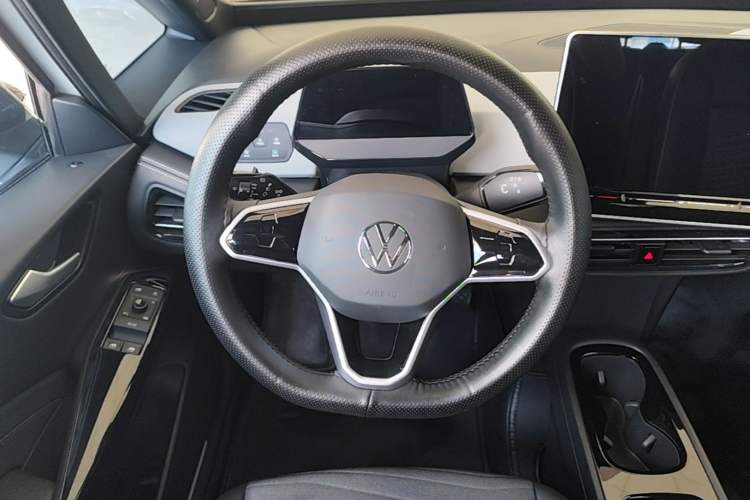 Used Volkswagen ID.3 2025 Smart Edition Outstanding Model Steering Wheel