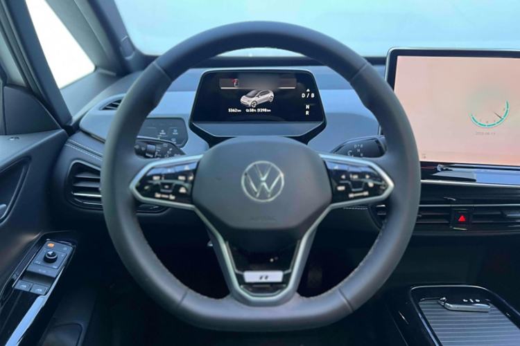 Used Volkswagen ID.3 2025 Smart Edition Outstanding Model Steering Wheel
