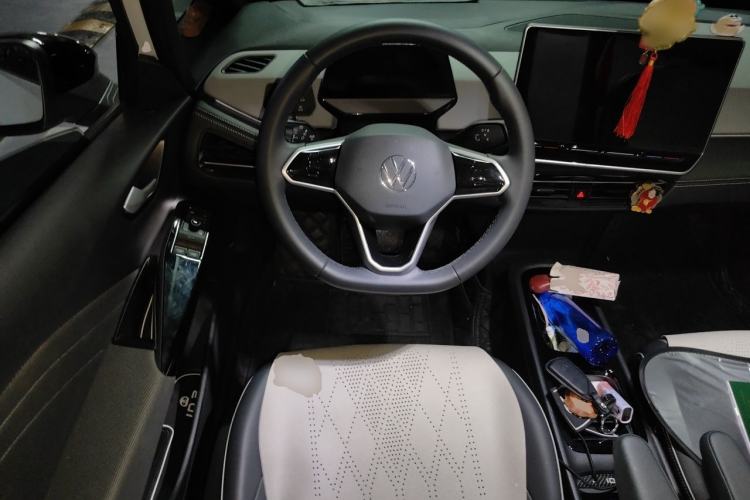 Used Volkswagen ID.3 2025 Smart Edition Outstanding Model Steering Wheel