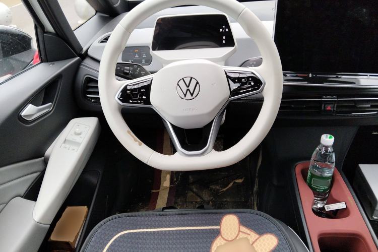 Used Volkswagen ID.3 2025 Smart Edition Outstanding Model Steering Wheel