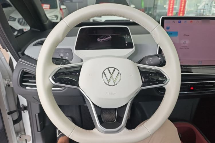 Used Volkswagen ID.3 2025 Smart Model Outstanding Oxygen Edition Steering Wheel