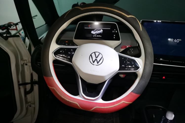Used Volkswagen ID.3 2025 Smart Edition Outstanding Model Steering Wheel