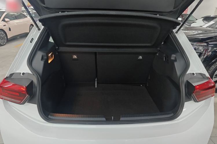 Used Volkswagen ID.3 2025 Revised Version Smart Edition Outstanding Grade Trunk