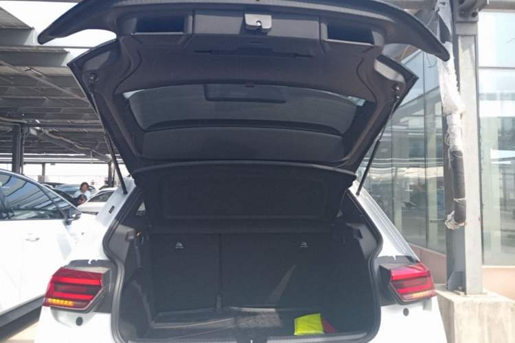 Used Volkswagen ID.3 2025 Revised Version Smart Edition Outstanding Grade Trunk