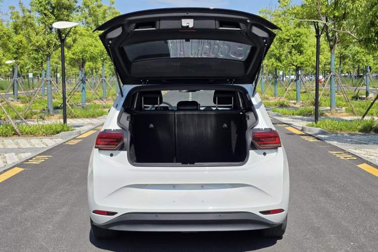 Used Volkswagen ID.3 2025 Smart Edition Outstanding Model Trunk