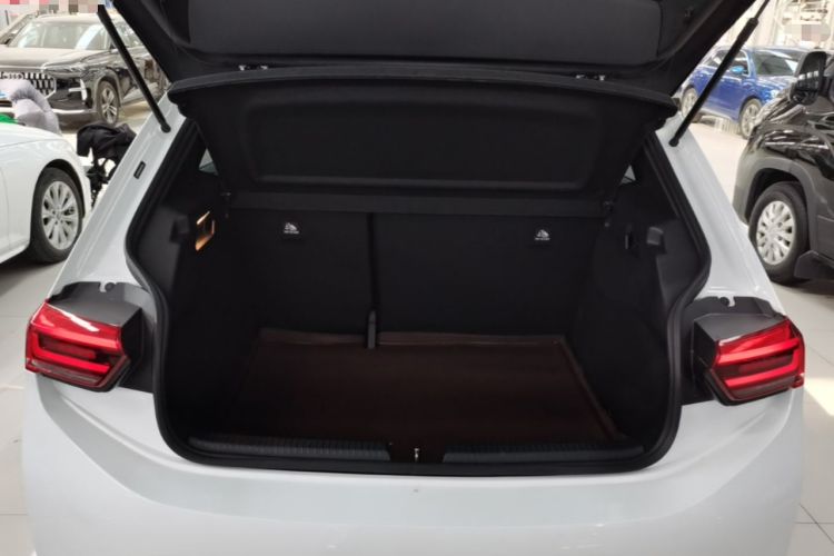 Used Volkswagen ID.3 2025 Revised Version Smart Edition Outstanding Grade Trunk