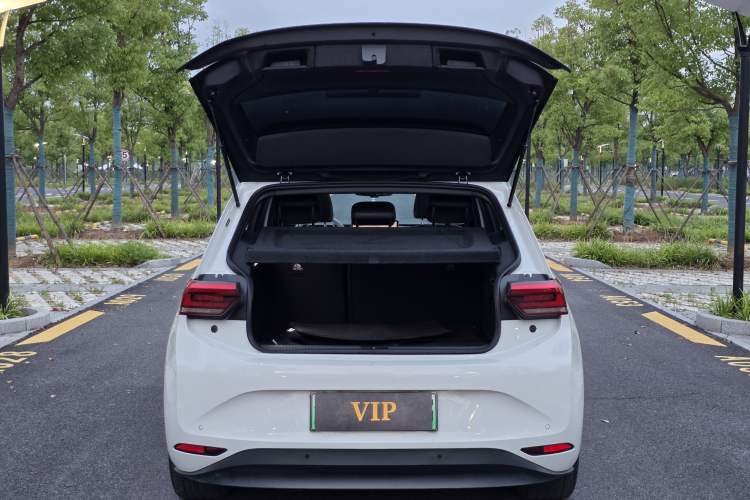 Used Volkswagen ID.3 2025 Smart Edition Ultra-Intelligent Oxygen Version Trunk