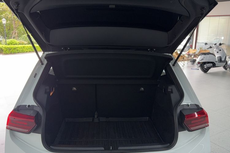 Used Volkswagen ID.3 2025 Revised Version Smart Edition Outstanding Grade Trunk