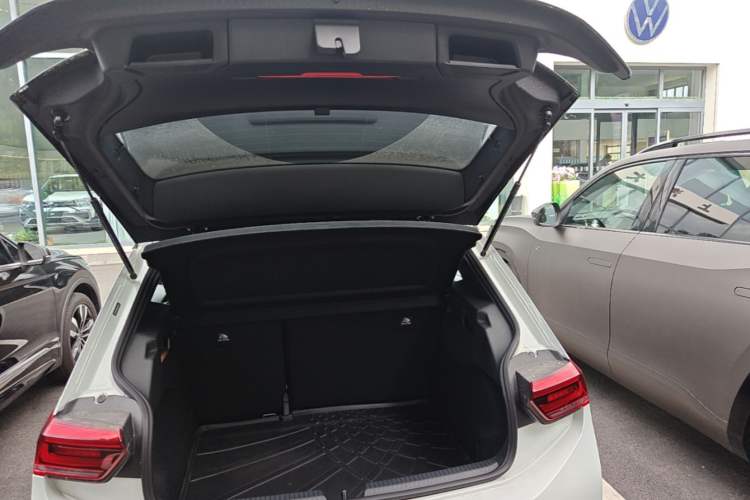 Used Volkswagen ID.3 2025 Revised Version Smart Edition Purely Intelligent Enjoyment Version Trunk