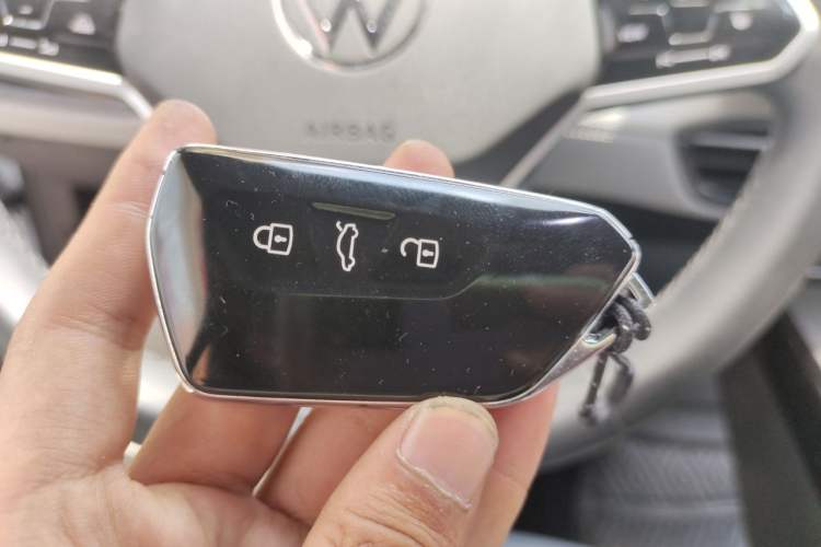 Used Volkswagen ID.3 2025 Revised Version Smart Edition Outstanding Grade Vehicle Key