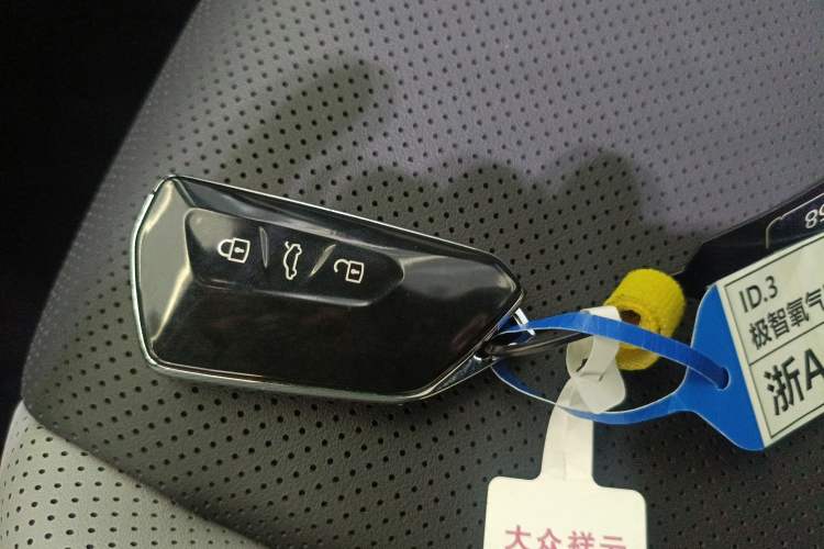 Used Volkswagen ID.3 2025 Smart Edition Ultra-Intelligent Oxygen Version Vehicle Key