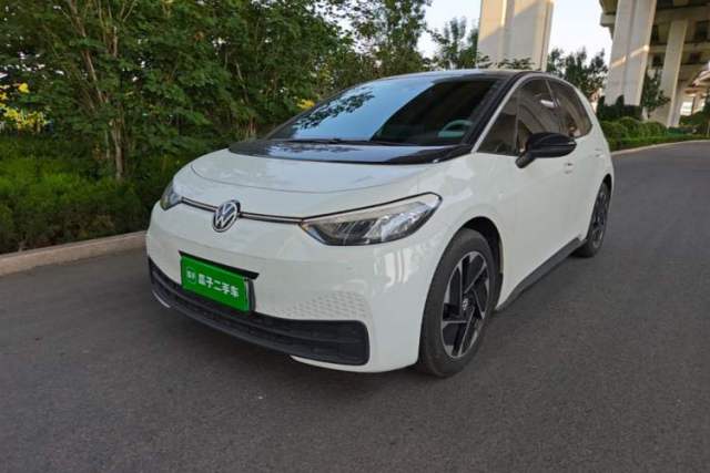 Used Volkswagen ID.3 2025 Smart Model Outstanding Oxygen Edition