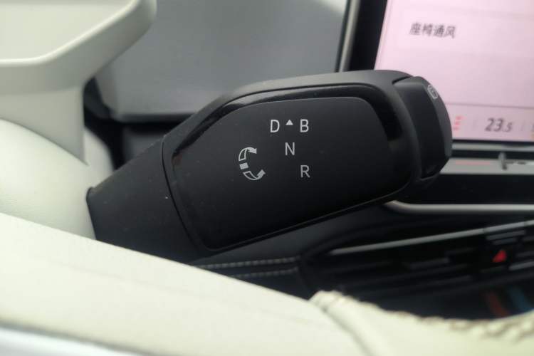 Used Volkswagen ID.3 2025 Smart Edition Ultra-Intelligent Oxygen Version Gear Lever