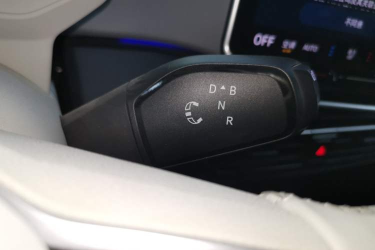 Used Volkswagen ID.3 2025 Smart Edition Ultra-Intelligent Version Gear Lever