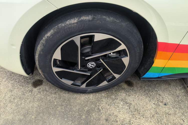 Used Volkswagen ID.3 2025 Smart Edition Ultra-Intelligent Oxygen Version Left Front Wheel Hub