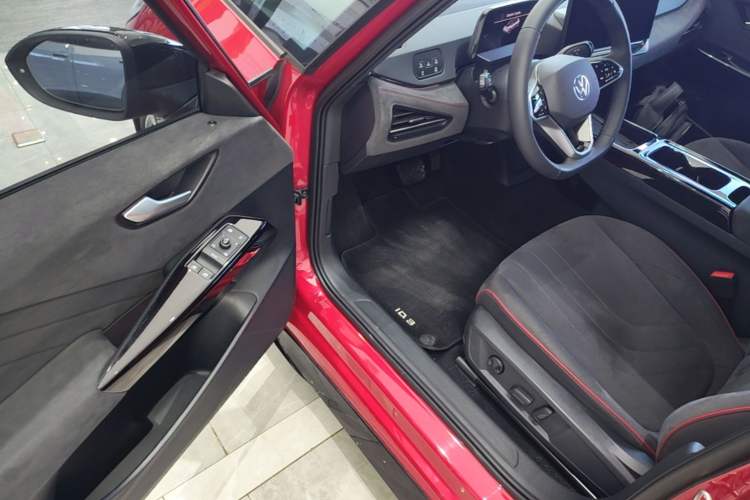 Used Volkswagen ID.3 2026 Smart Edition Advanced Intelligent GTX Kit Model Driver Seat
