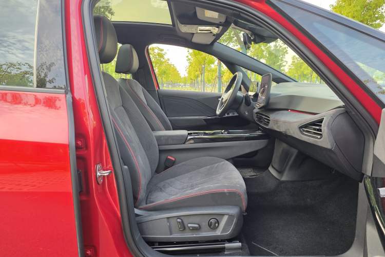 Used Volkswagen ID.3 2026 Smart Edition Advanced Intelligent GTX Kit Model Interior 5