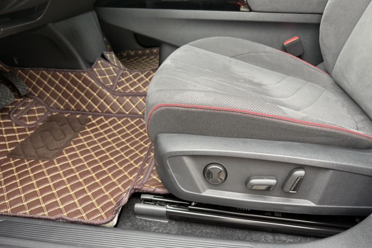 Used Volkswagen ID.3 2026 Smart Edition Outstanding GTX Kit Model Interior 6
