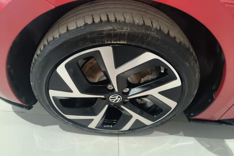 Used Volkswagen ID.3 2026 Smart Edition Advanced Intelligent GTX Kit Model Left Front Wheel Hub
