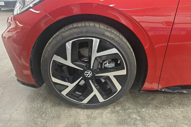 Used Volkswagen ID.3 2026 Smart Edition Advanced Intelligent GTX Kit Model Left Front Wheel Hub